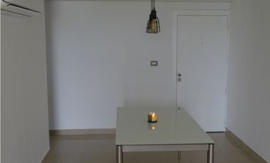 Apartamento en PH Rokas con precio de oportunidad!