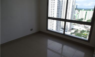 Apartamento en PH Rokas con precio de oportunidad!