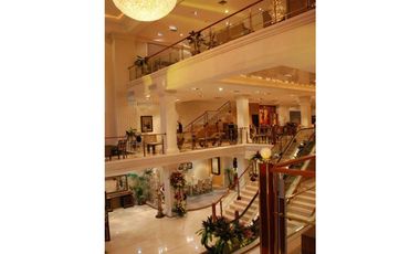 Se Vende | Edificio Completo | Transistmica