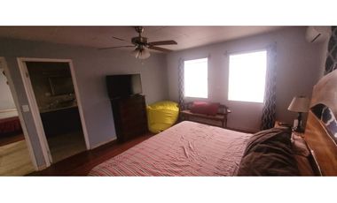 NUEVA GORGONA / 1150M / 3 HABITACION / 5 PARKING / PISCINA / AMOBLADA