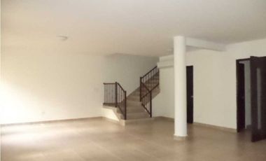 Embassy Club . Town home Venta