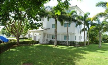 SE ALQUILA APARTAMENTO EN PH BIJAO – MODELO GATÚN 🌴