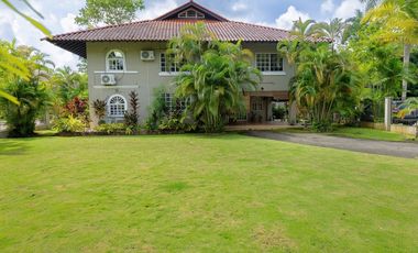 ESPECTACULAR CASA EN VENTA EN ALBROOK - Lujo y Espacio Inigualables