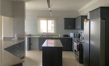 Venta de apartamento en Vista Mar Resort, Beach & Marina