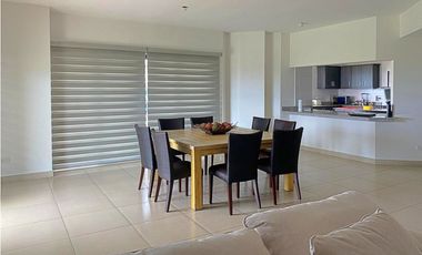 Venta de apartamento en Vista Mar Resort, Beach & Marina