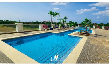 Venta de apartamento en Vista Mar Resort, Beach & Marina