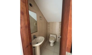 VENDO CASA REPOSEIDA EN EL DORAL COSTA SUR