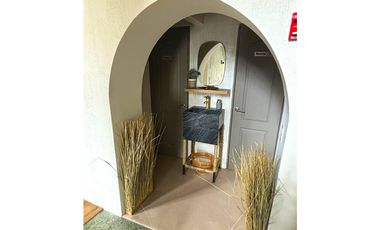 VENTA / ALQUILER DE EDIFICO REMODELADO EN CASCO ANTIGUO