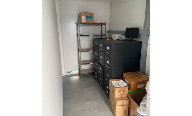 VENTA DE BODEGA CON OFICINAS EN CIUDAD DE PANAMA