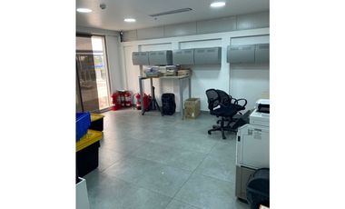 VENTA DE BODEGA CON OFICINAS EN CIUDAD DE PANAMA