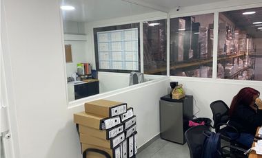 VENTA DE BODEGA CON OFICINAS EN CIUDAD DE PANAMA