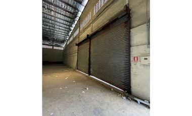 Bodega de 1 solo nivel con 500m2 FRANCEFIELD