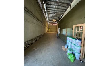 Bodega de 1 solo nivel con 500m2 FRANCEFIELD