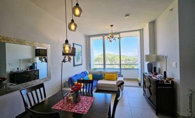 SE ALQUILA APARTAMENTO AMOBLADO EN PH GREENWOOD TOWER