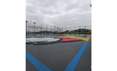 SE ALQUILA APARTAMENTO AMOBLADO EN PH GREENWOOD TOWER