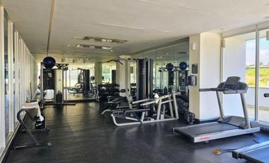 SE ALQUILA APARTAMENTO AMOBLADO EN PH GREENWOOD TOWER