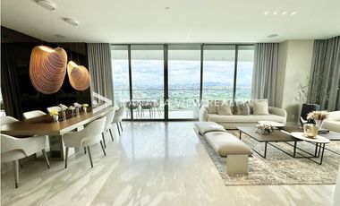 LA MAISON BY FENDI / SANTA MARIA / VENTA DE LUJO