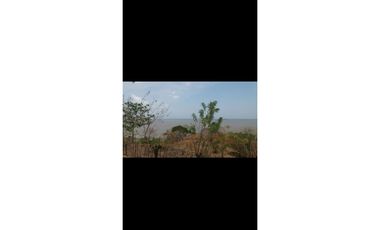 Venta de finca en La Chorrera (Playa Leona) GTA