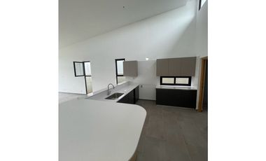 Proyecto casas /Condado Del Rey /BA