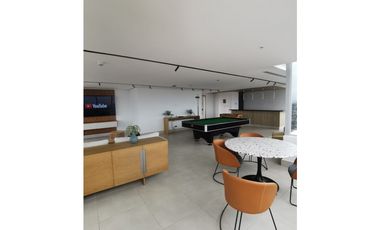 SE ALQUILA APARTAMENTO AMOBLADO EN PH GREENWOOD TOWER