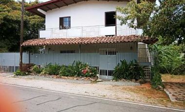 ALQUILO CASA EN CHAME 3R