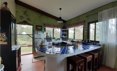 OPORTUNIDAD DE INVERSION - VENTA CASA EN CERRO AZUL