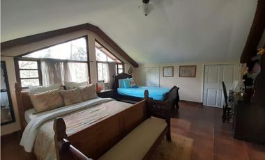 OPORTUNIDAD DE INVERSION - VENTA CASA EN CERRO AZUL