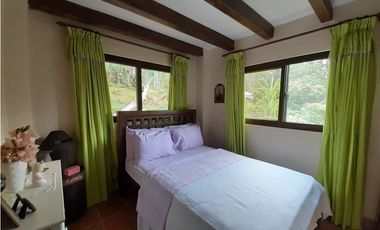 OPORTUNIDAD DE INVERSION - VENTA CASA EN CERRO AZUL