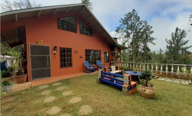 OPORTUNIDAD DE INVERSION - VENTA CASA EN CERRO AZUL