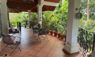 VENTA DE CASA EN ALBROOK.