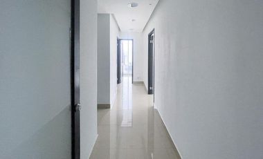 🚨 OFICINA EN ALQUILER – REVOLUTION TOWER (EL TORNILLO)
