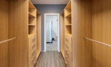 Ave Balboa v/mar Waters amoblado  2r  $295K