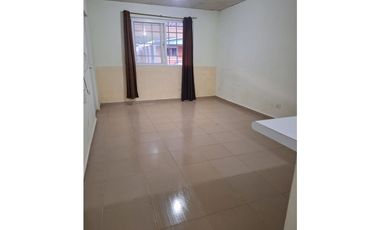 SE VENDE CASA Praderas de San Lorenzo, Cuarta Etapa