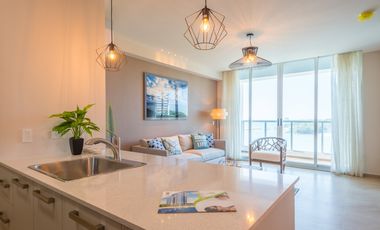 ROYAL PALM – Playa Gorgona