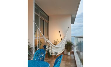 Venta Apartamento en Costa del Este, Edificio Paramount.