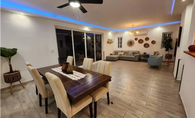 COSTA SUR / VILLA VALENCIA / 388M2 / 4 HABITACIONES / PISCINA