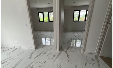 VENTA DE HERMOSA CASA A ESTRENAR EN ALBROOK.