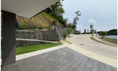 VENTA DE HERMOSA CASA A ESTRENAR EN ALBROOK.