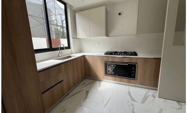 VENTA DE HERMOSA CASA A ESTRENAR EN ALBROOK.