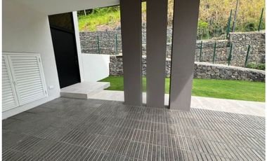 VENTA DE HERMOSA CASA A ESTRENAR EN ALBROOK.