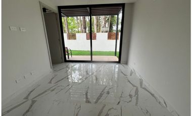 VENTA DE HERMOSA CASA A ESTRENAR EN ALBROOK.