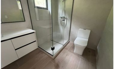 VENTA DE HERMOSA CASA A ESTRENAR EN ALBROOK.