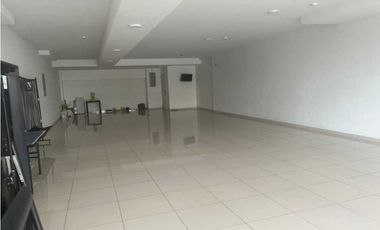 SE ALQUILA LOCAL COMERCIAL EN LA CRESTA