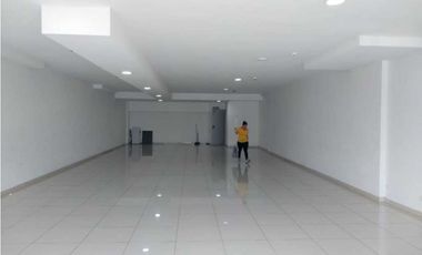 SE ALQUILA LOCAL COMERCIAL EN LA CRESTA