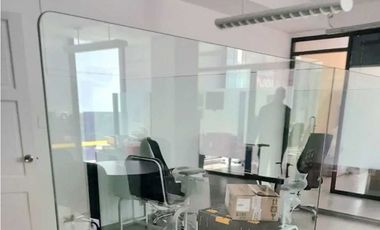 OFICINA OBARRIO PH OMEGA AMOBLADA LISTA PARA OCUPAR