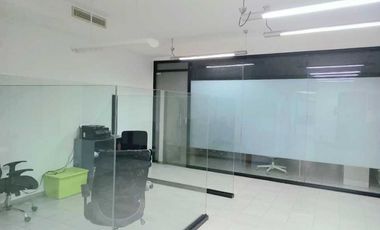 OFICINA OBARRIO PH OMEGA AMOBLADA LISTA PARA OCUPAR