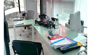 OFICINA OBARRIO PH OMEGA AMOBLADA LISTA PARA OCUPAR