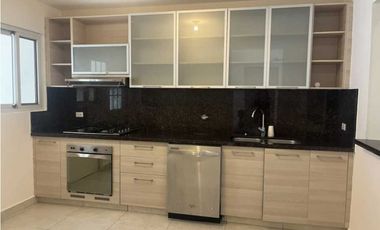 SE VENDE CASA EN RESERVA DE VERSALLES