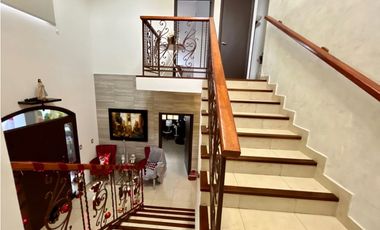 Casa en venta en Res. El Doral- Costa Sur (JS)