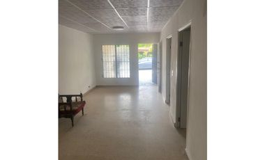 SE VENDE CASA EN LINDAVISTA RECIEN REMODELADA